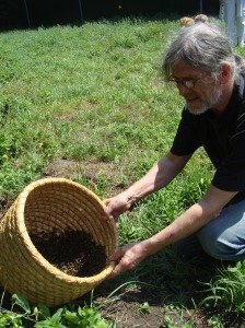 Jan with basket on the ground